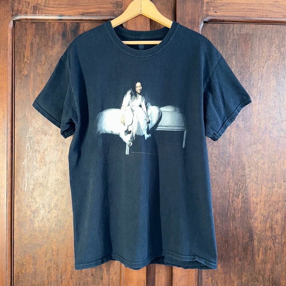 Billie Eilish World Tour Shirt - Picture 1 of 4